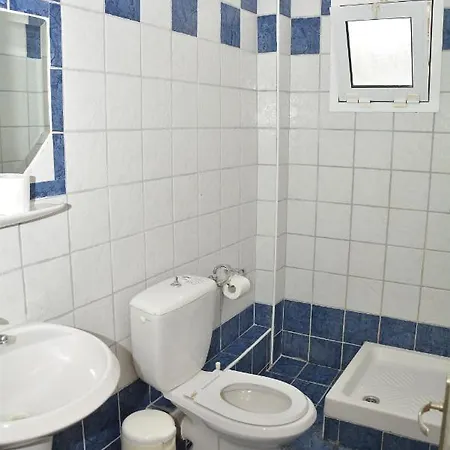 Glaros Aparthotel