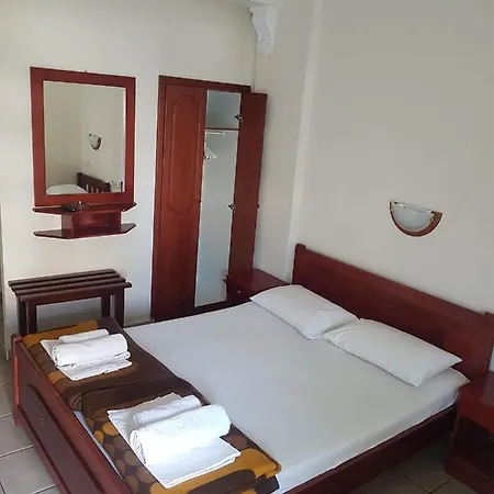 Glaros Aparthotel