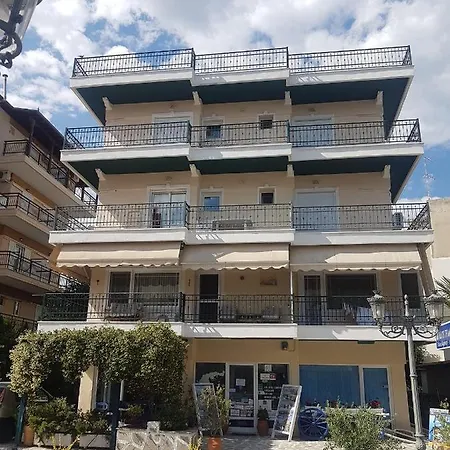 Glaros Aparthotel *